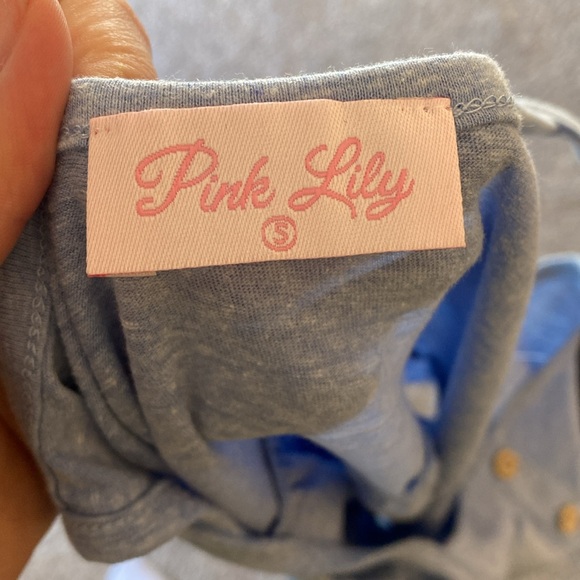 Pink lily tank top - Picture 2 of 2